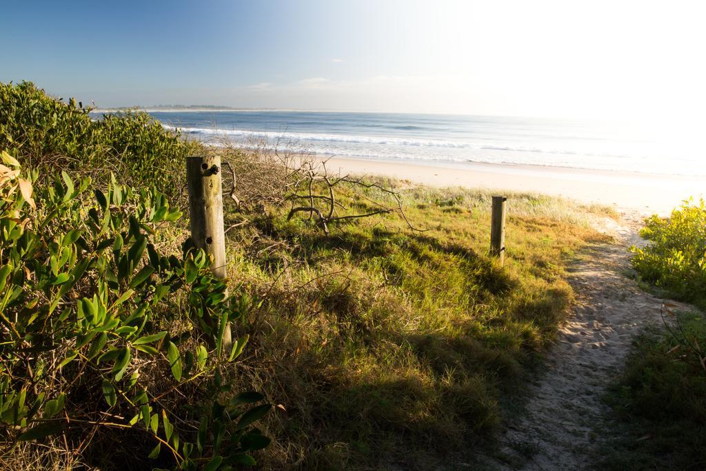 Nrma Stockton Beach Holiday Park Exterior foto