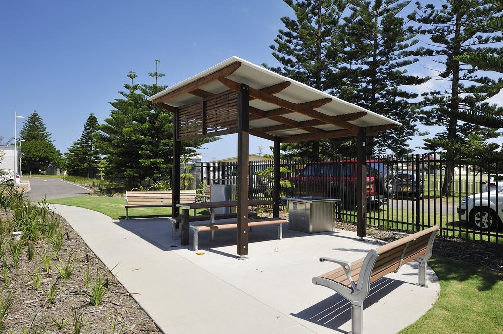 Nrma Stockton Beach Holiday Park Exterior foto