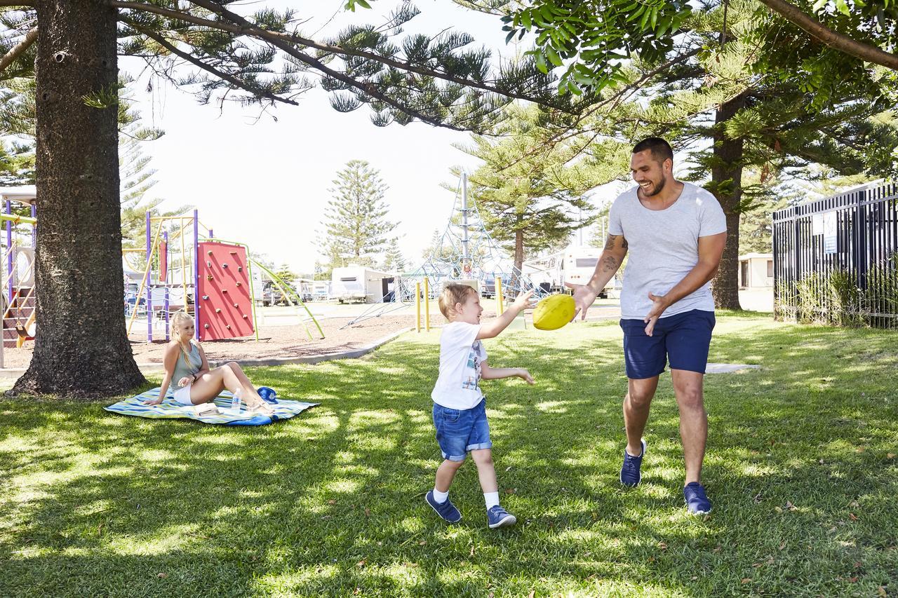 Nrma Stockton Beach Holiday Park Exterior foto